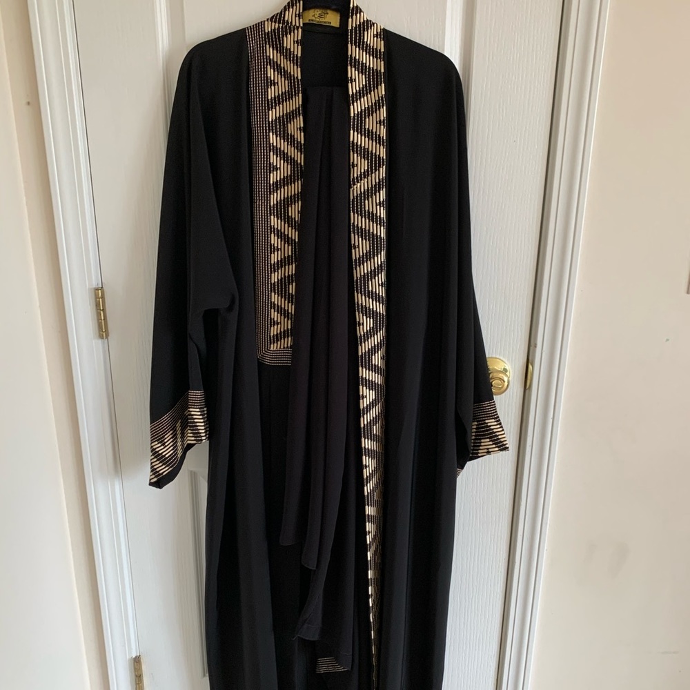 Open black with gold detail Dubai Abaya